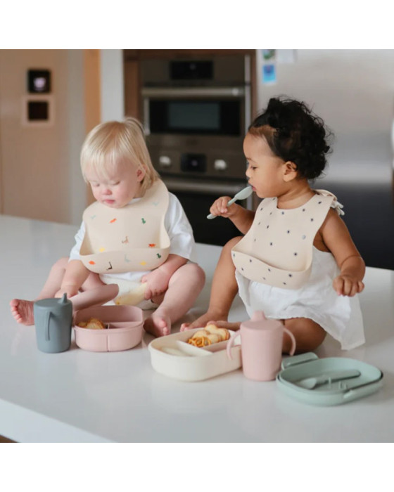 Alat Makan Bayi Mushie Trainer Sippy Cup
